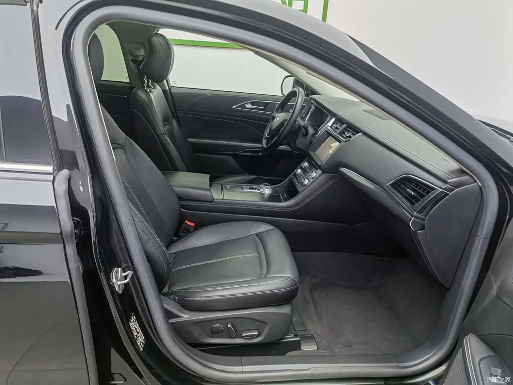Ford Taurus, 2016 23