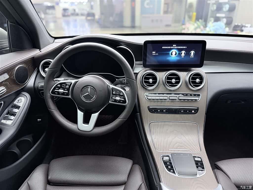 Mercedes-Benz GLC, 2020 14