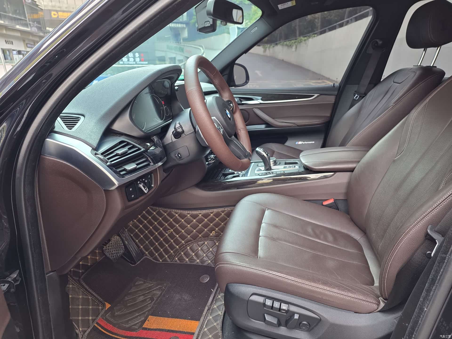BMW X5, 2019 все фото
