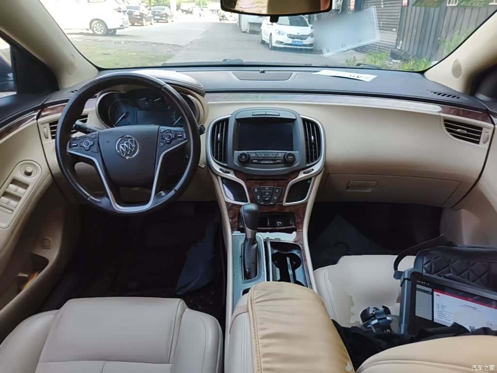 Buick LaCrosse, 2014 10