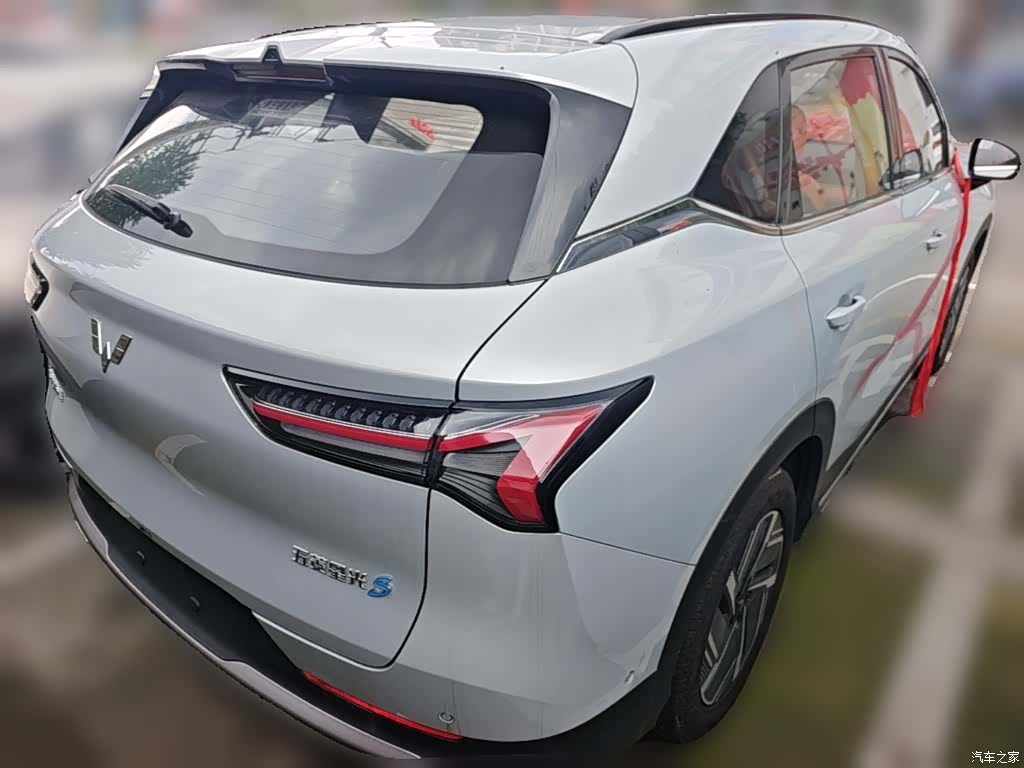 Wuling Starlight, 2026 12