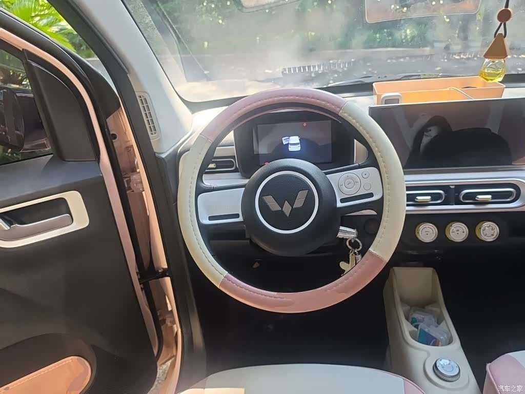 Wuling MINIEV, 2025 6