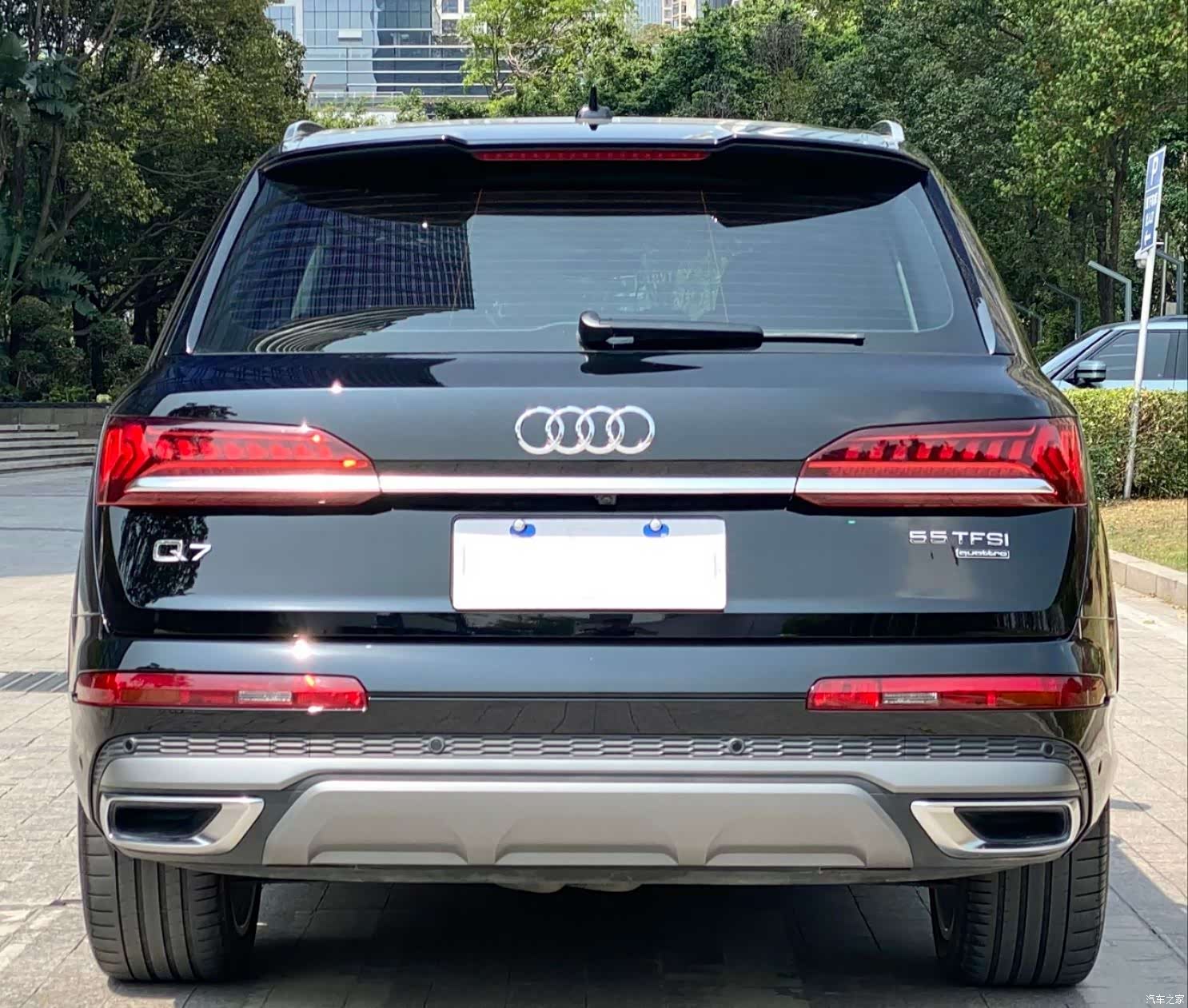 Audi Q7, 2021 все фото