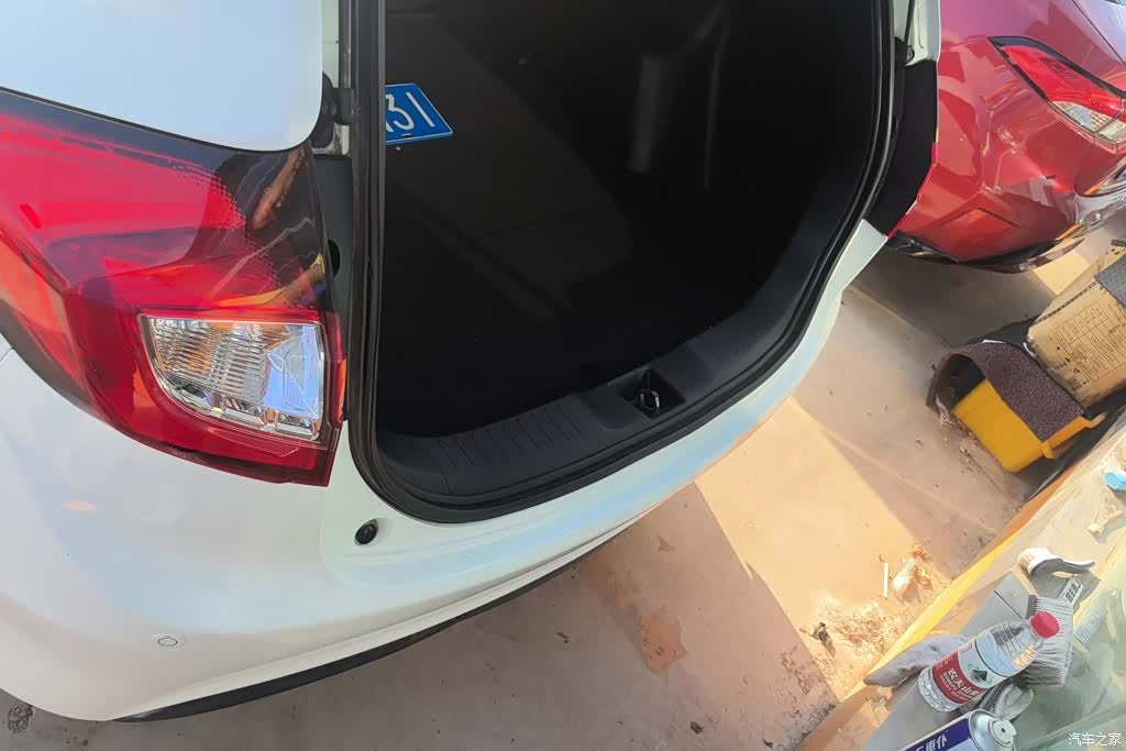 Honda Jade, 2014 4