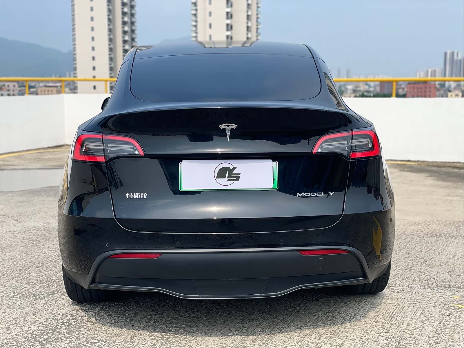 Tesla Model Y, 2023 все фото