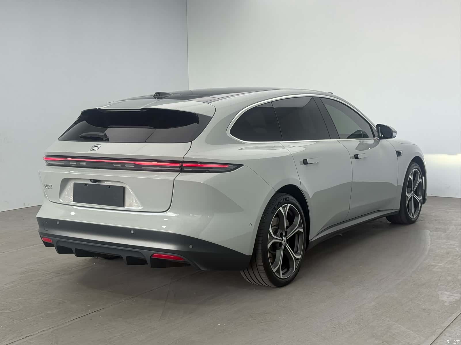 NIO ET5, 2025 4