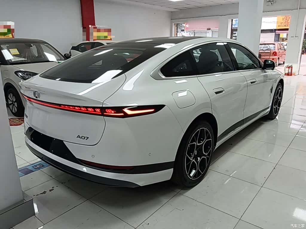 Changan Eado, 2026 все фото