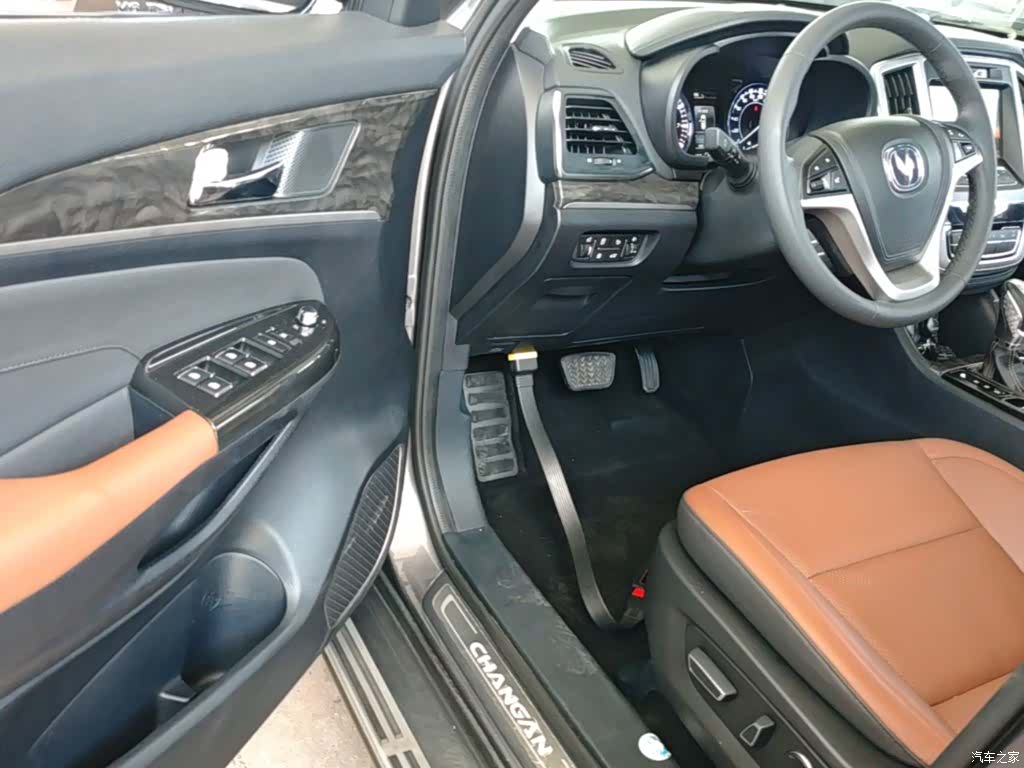 Changan CS95, 2017 16