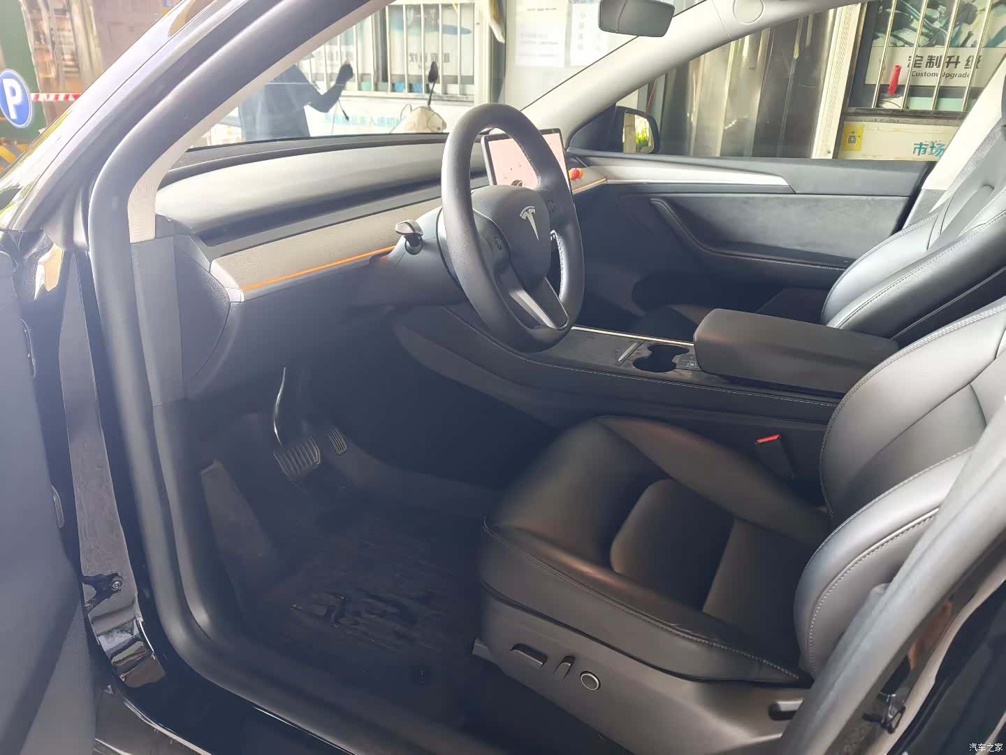 Tesla Model Y, 2024 4