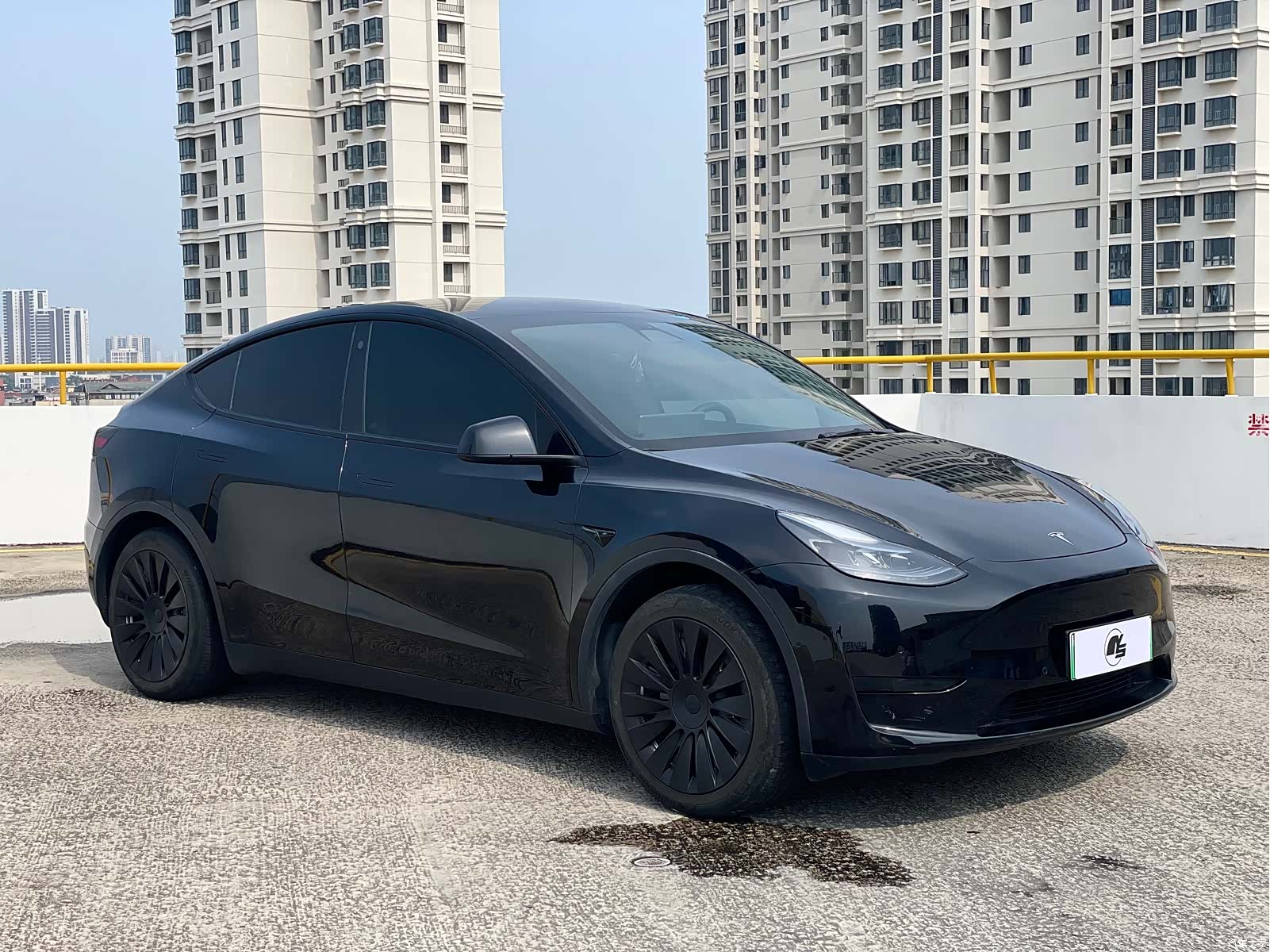Tesla Model Y, 2023 3