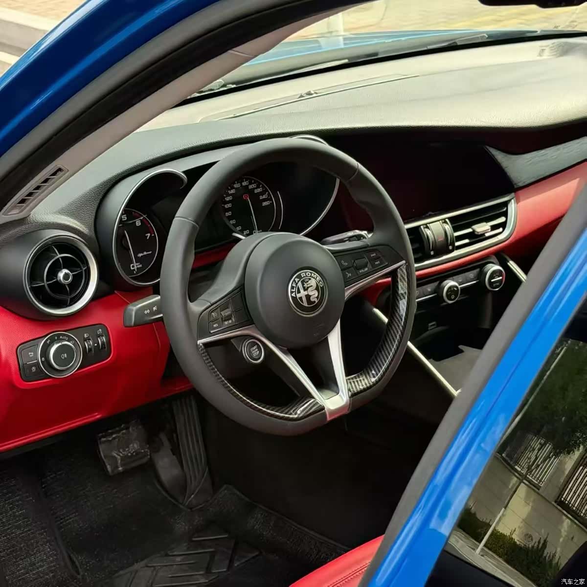 Alfa Romeo Giulia, 2018 13