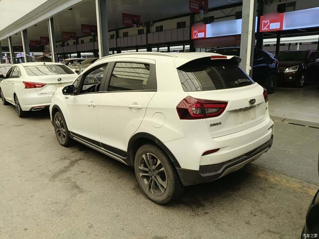 Geely X3, 2020 все фото