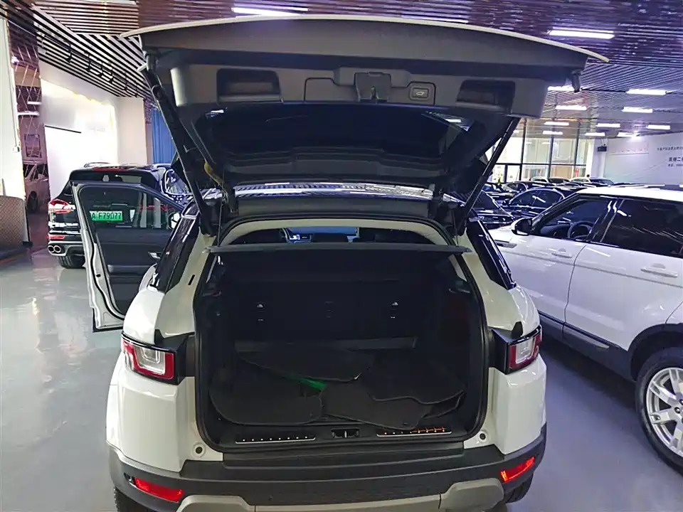 Land Rover Range Rover Aurora