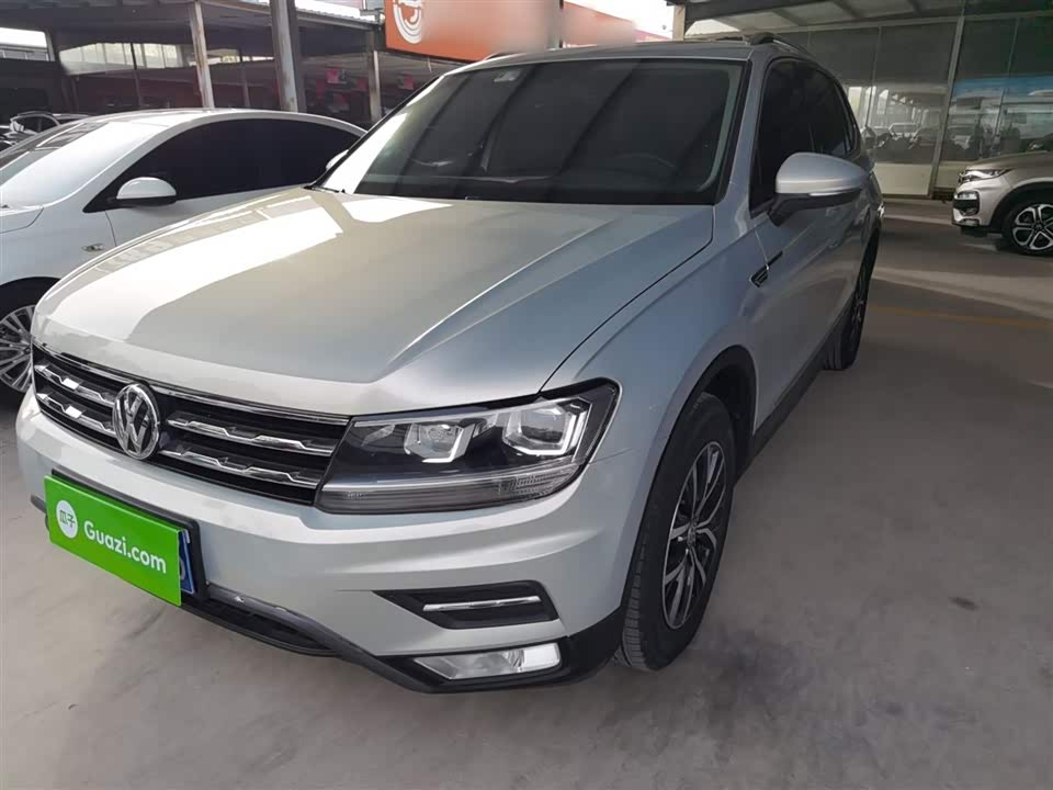 Volkswagen Tiguan L