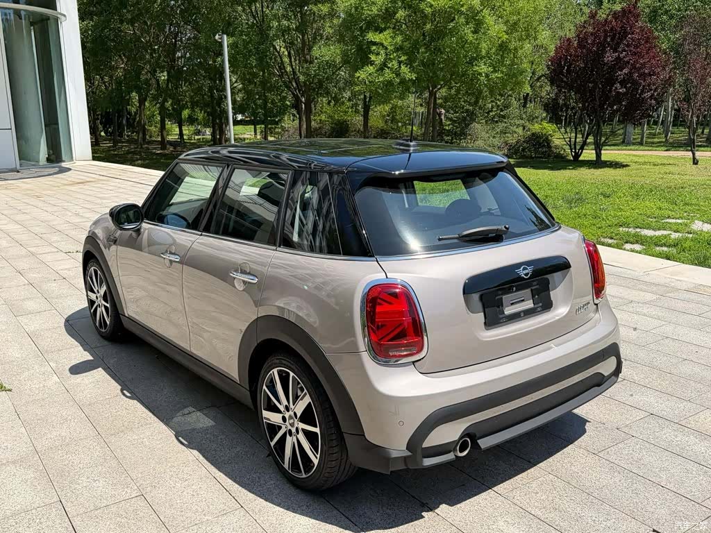 Mini Cooper, 2023 все фото