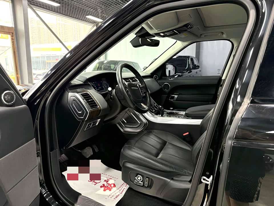 Land Rover Range Rover Sport Land Rover Range Rover Sport