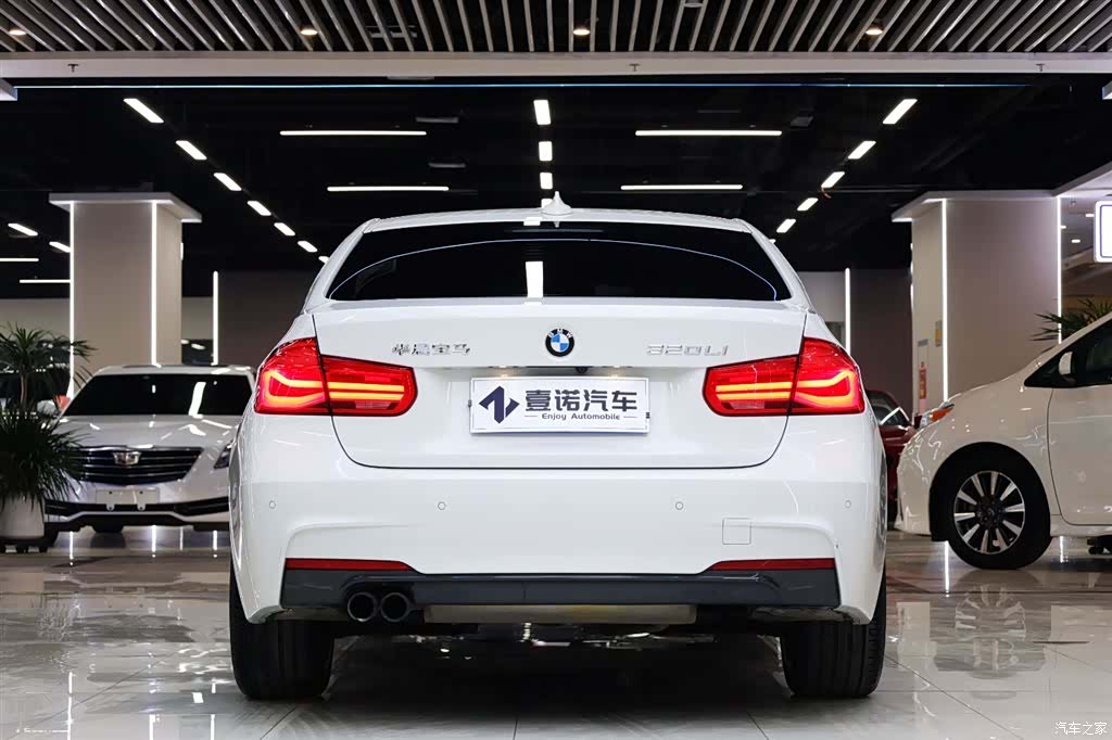 BMW 3 Series, 2017 все фото