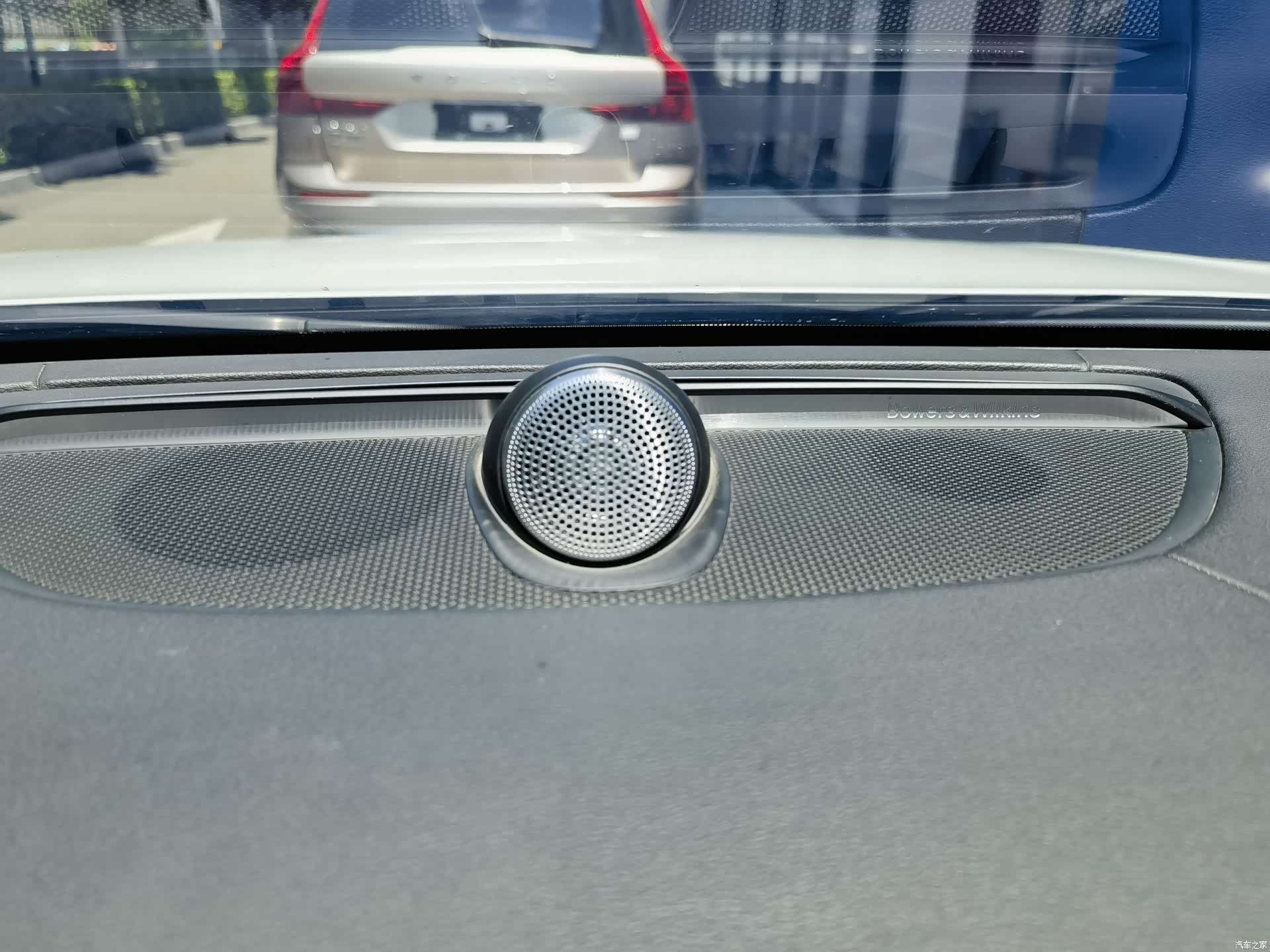 Volvo V90, 2019 17