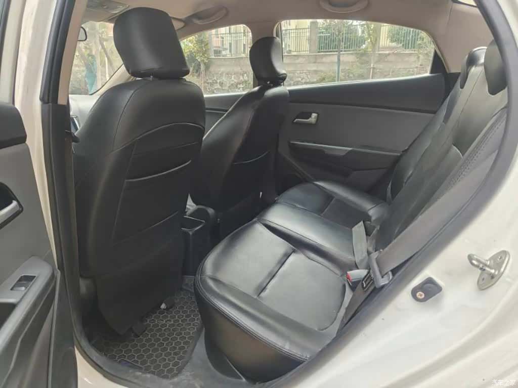 Kia K2, 2016 8