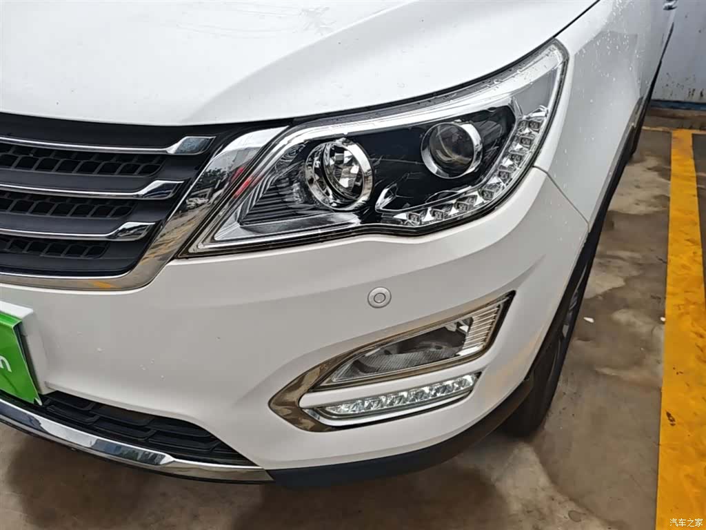 Wuling 560, 2016 24