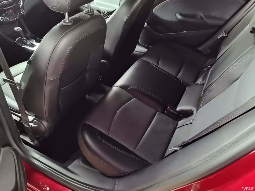 Chevrolet 320, 2018 17