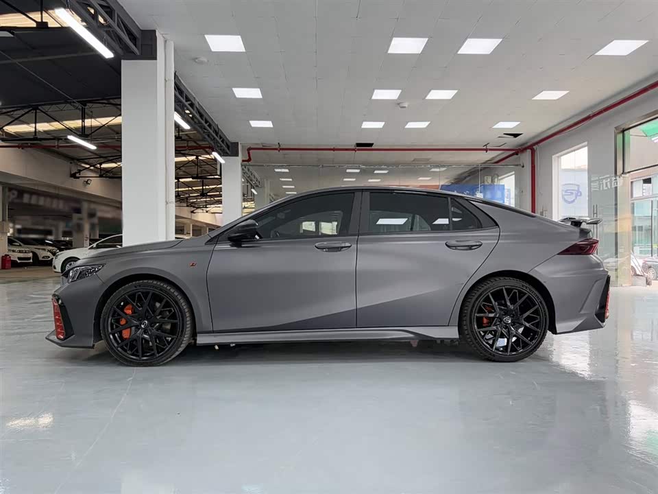 Trumpchi Shadow Leopard