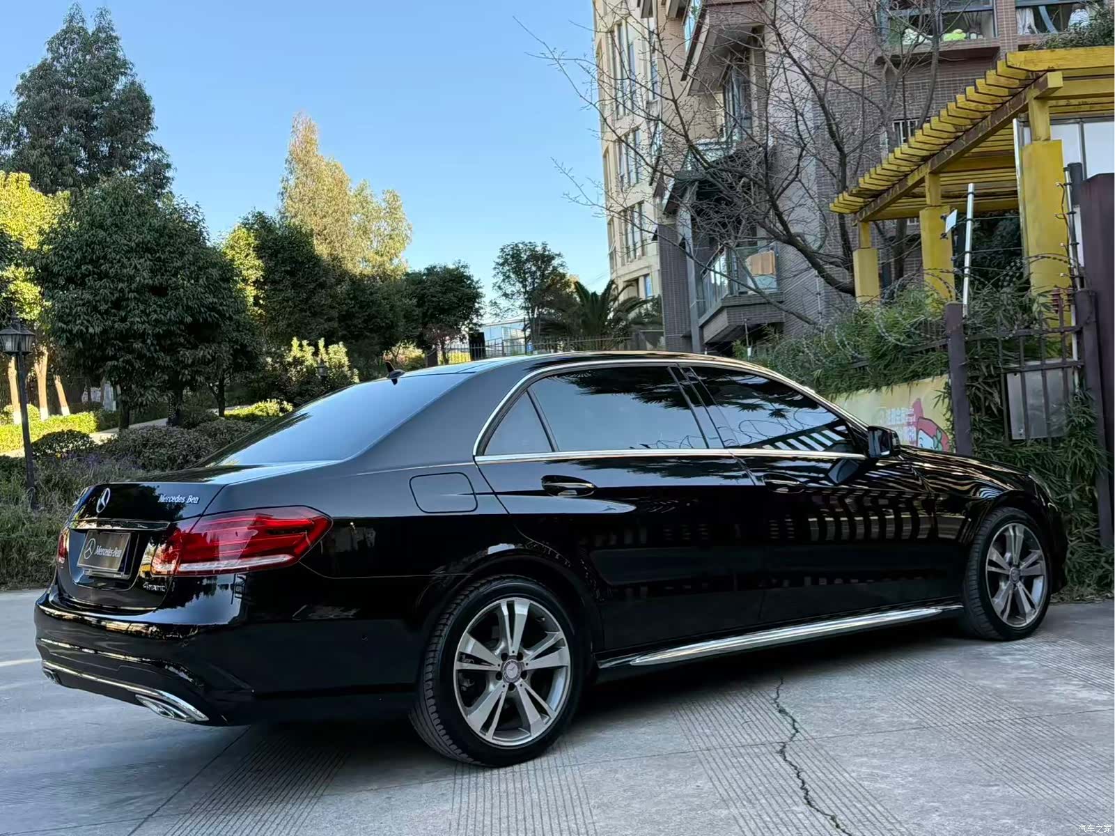 Mercedes-Benz E-Class, 2014 38