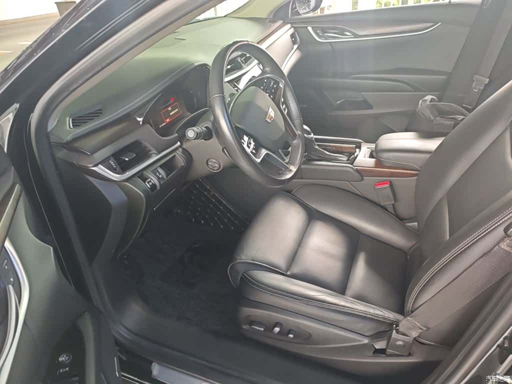 Cadillac XTS, 2019 15