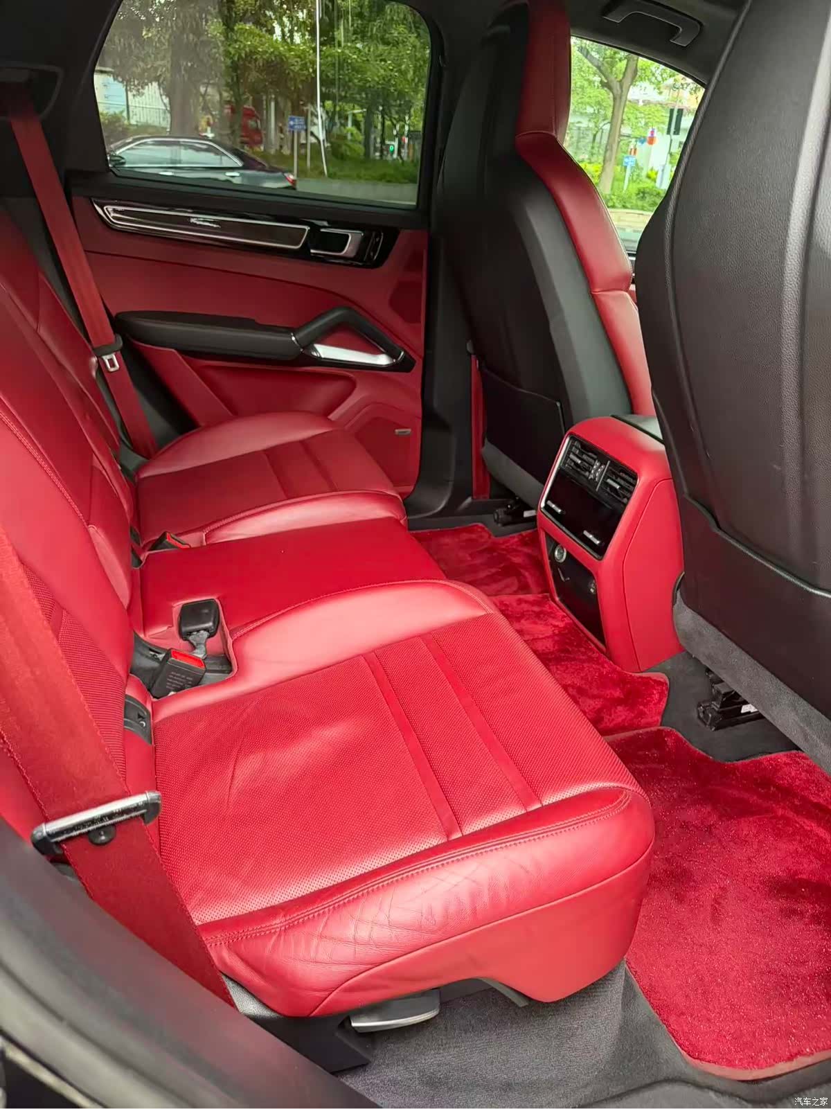 Porsche Cayenne, 2019 9