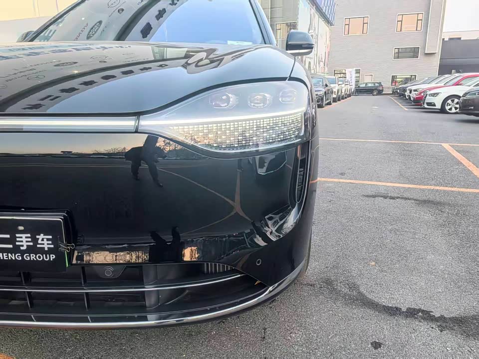 AITO Ask the world M9