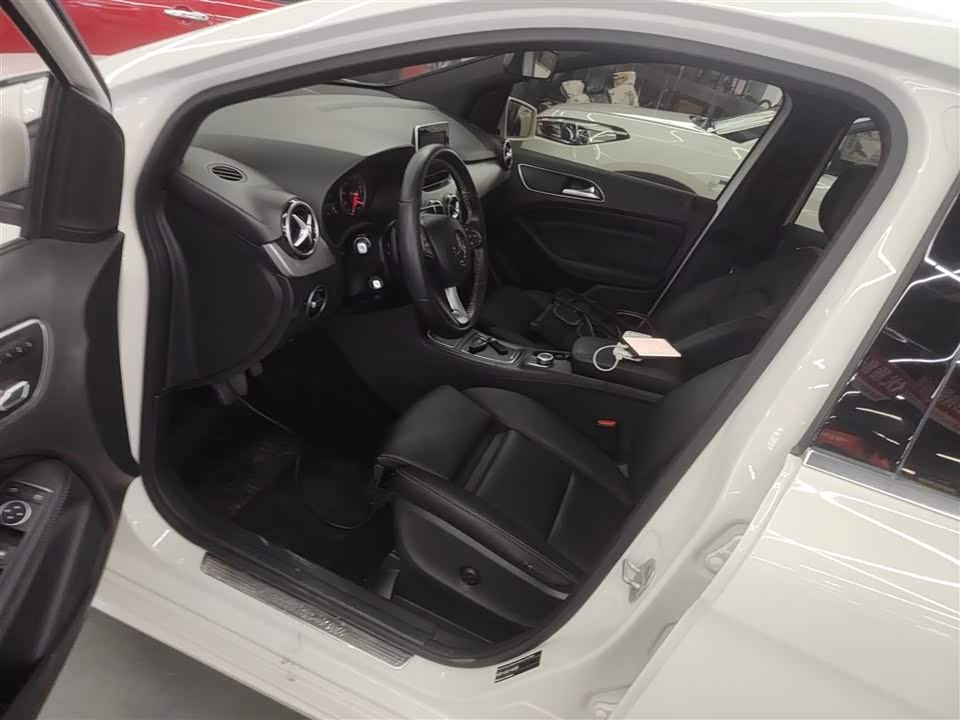 Mercedes-Benz Class B