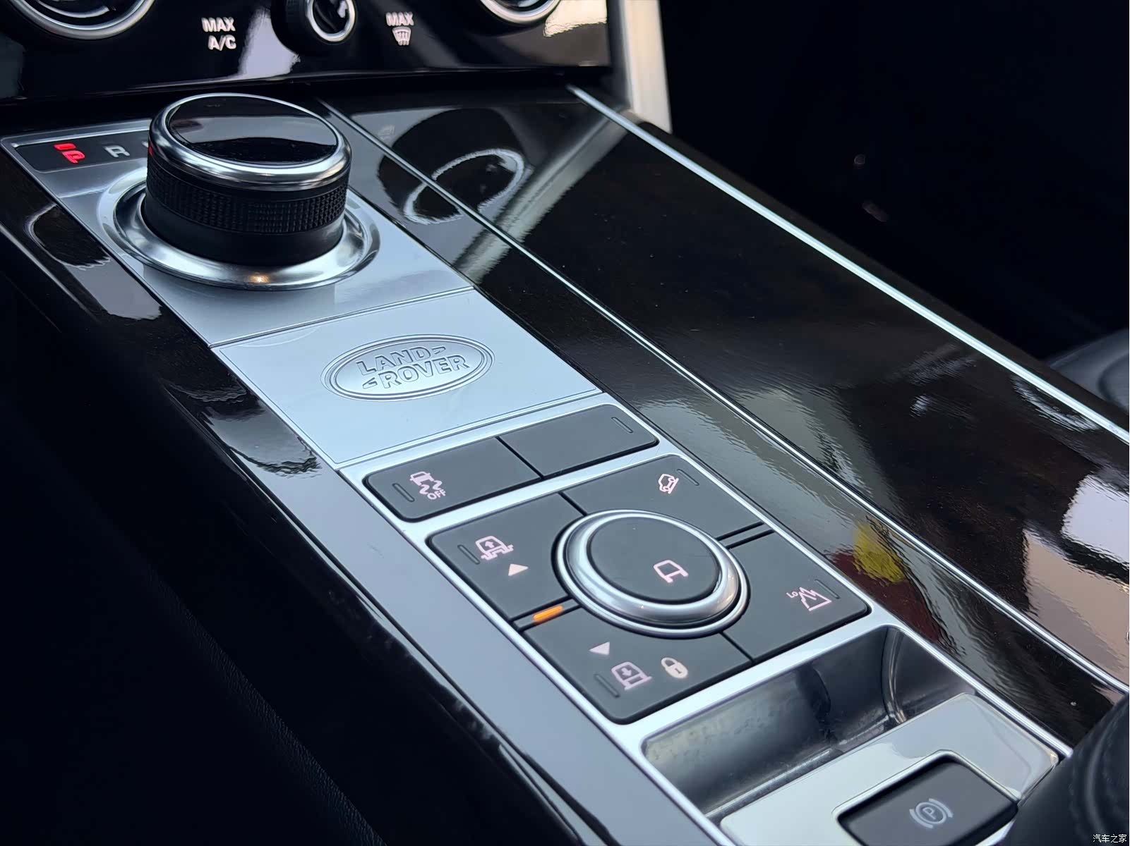 Land Rover Range Rover, 2019 14