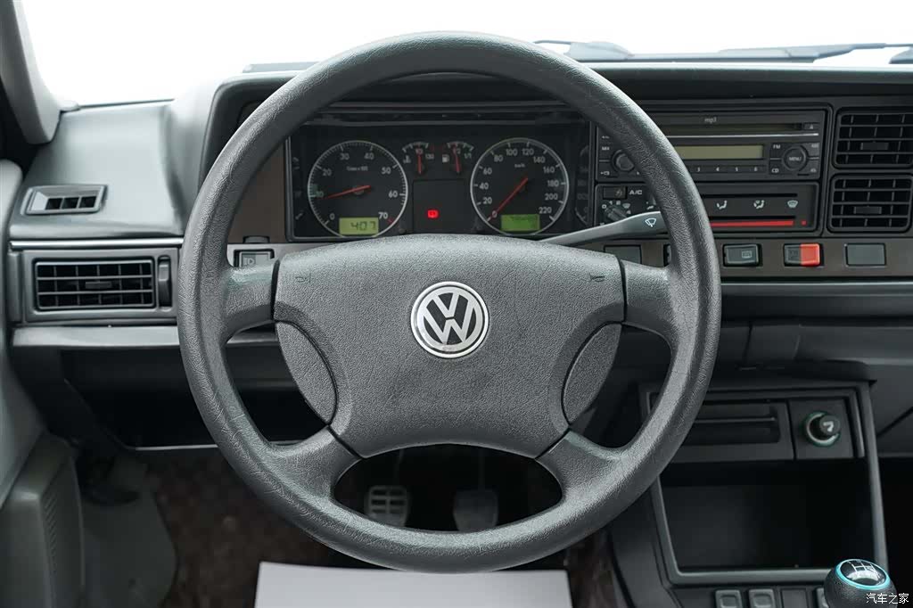 Volkswagen Santana, 2010 11
