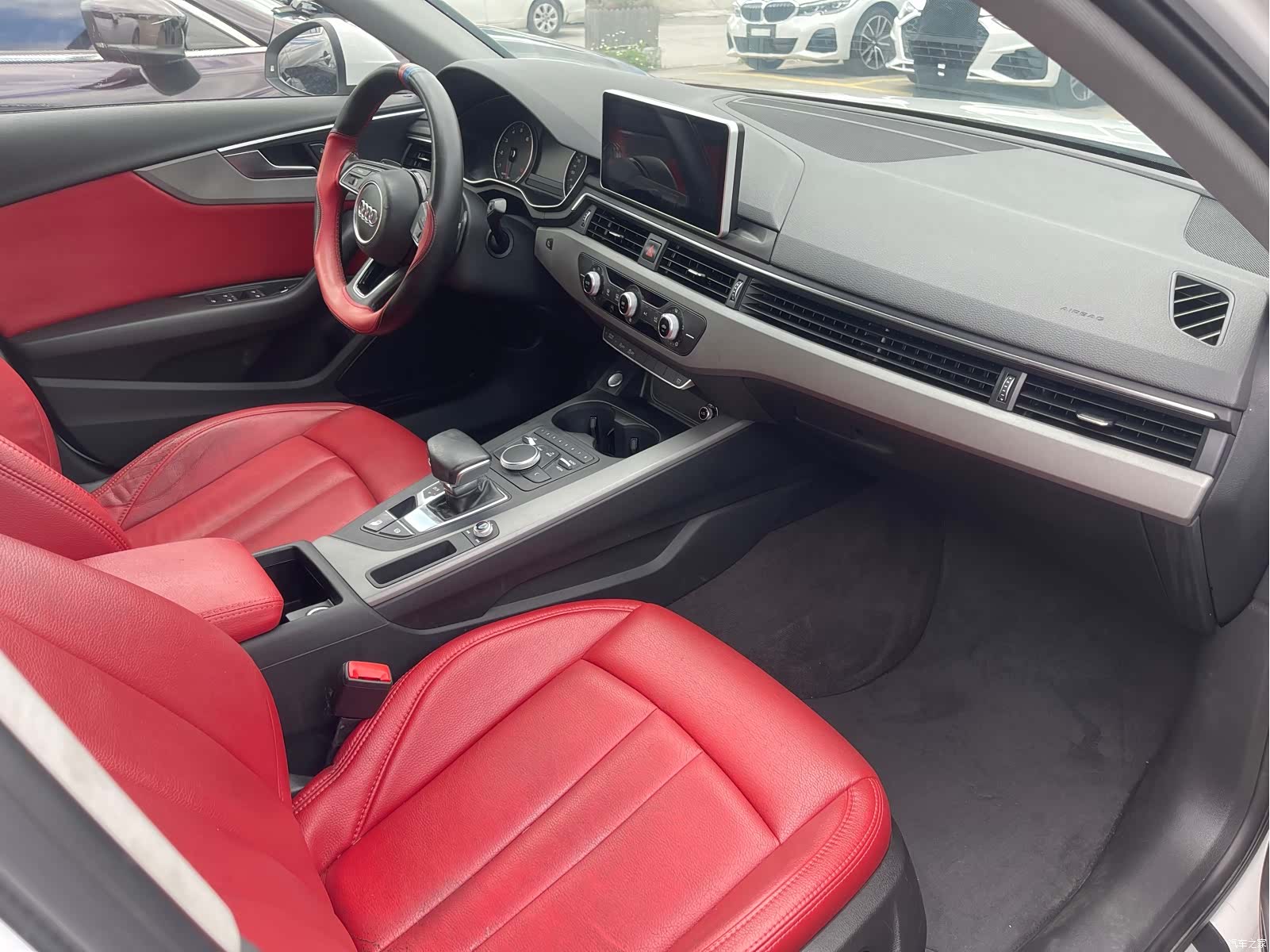 Audi A4L, 2017 11
