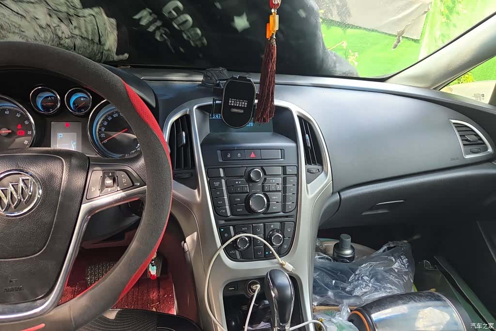 Buick XT, 2013 13