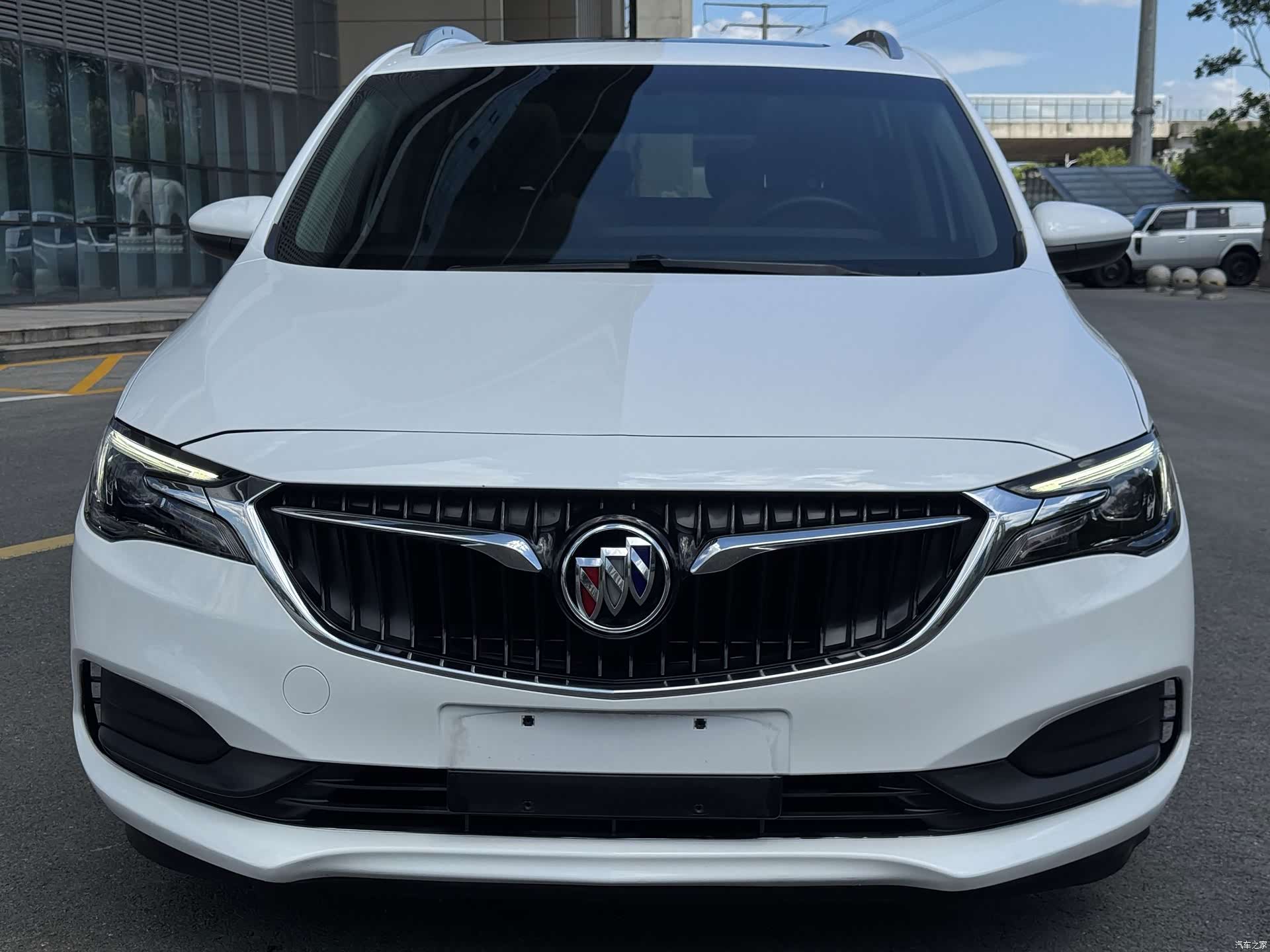 Buick GL6, 2022 3