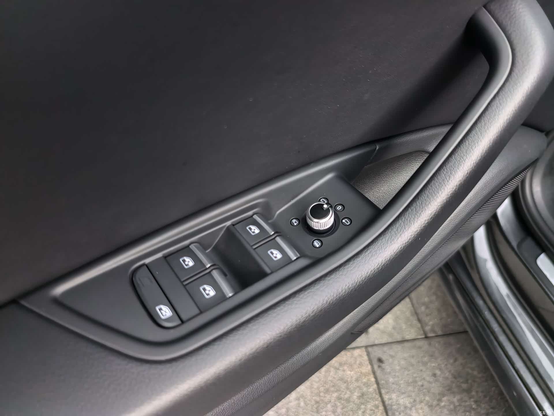 Audi A4L, 2021 8