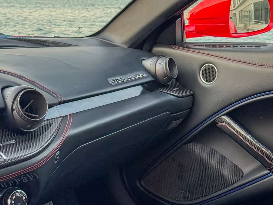 Ferrari F12berlinetta 2015, фото 17