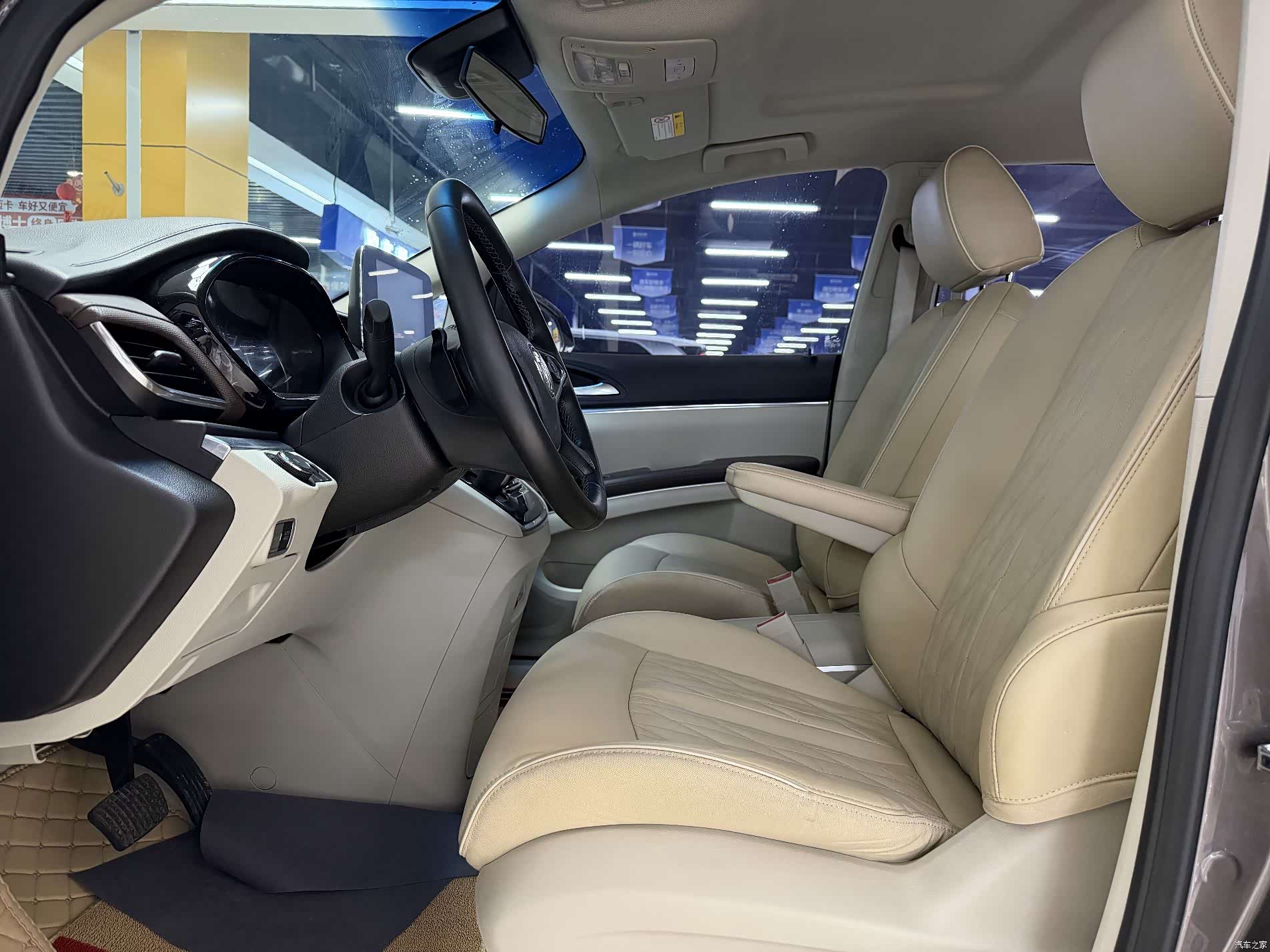 Buick GL8, 2023 11