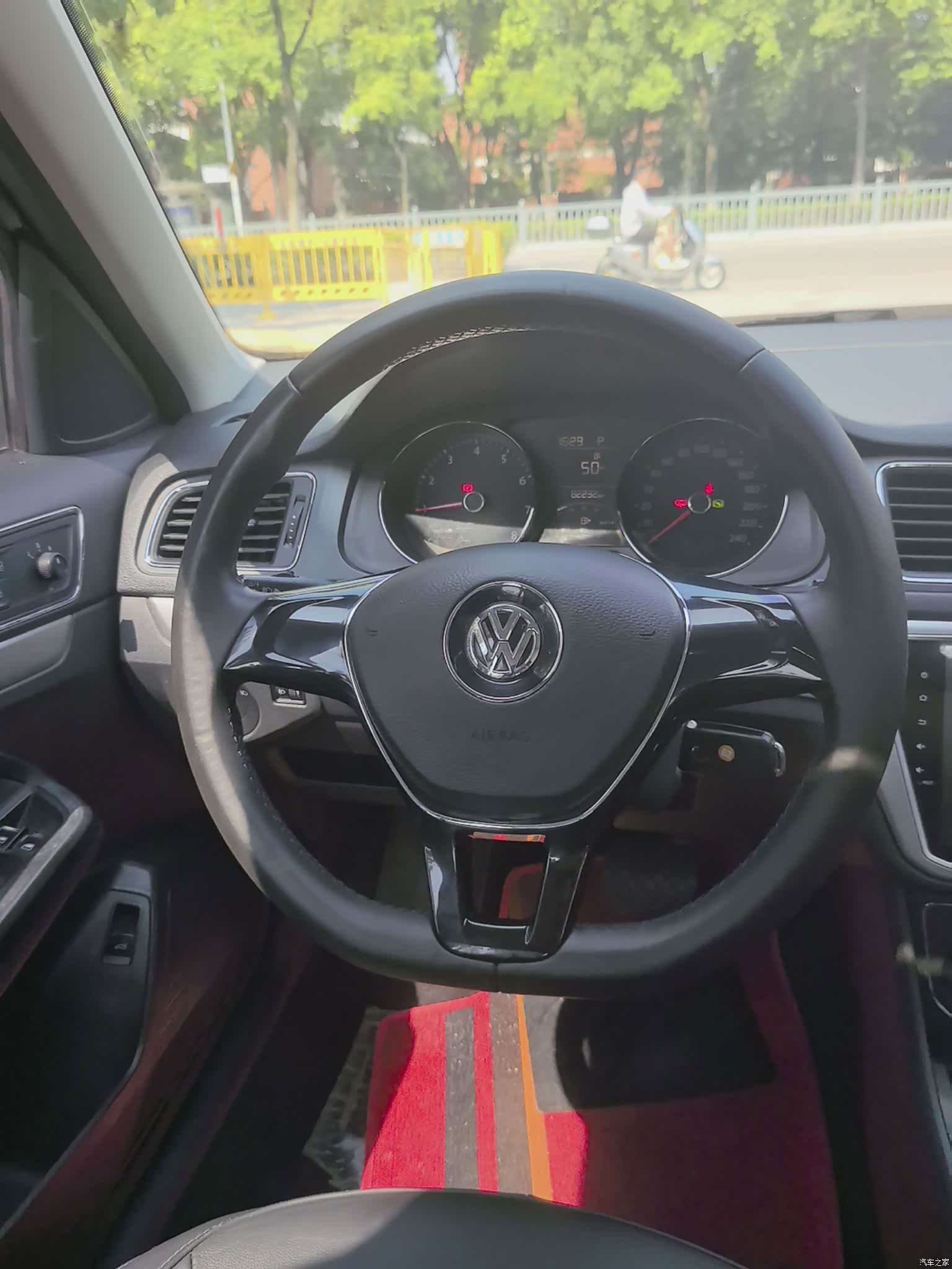 Volkswagen Lavida, 2016 15