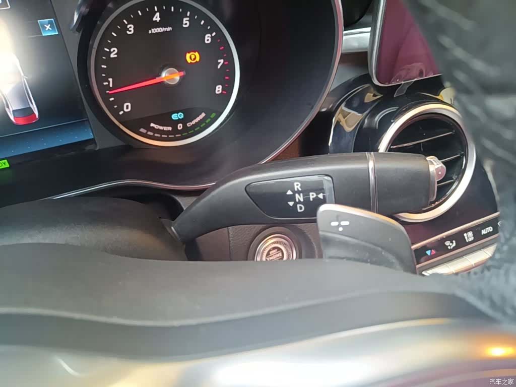 Mercedes-Benz C-Class, 2018 14