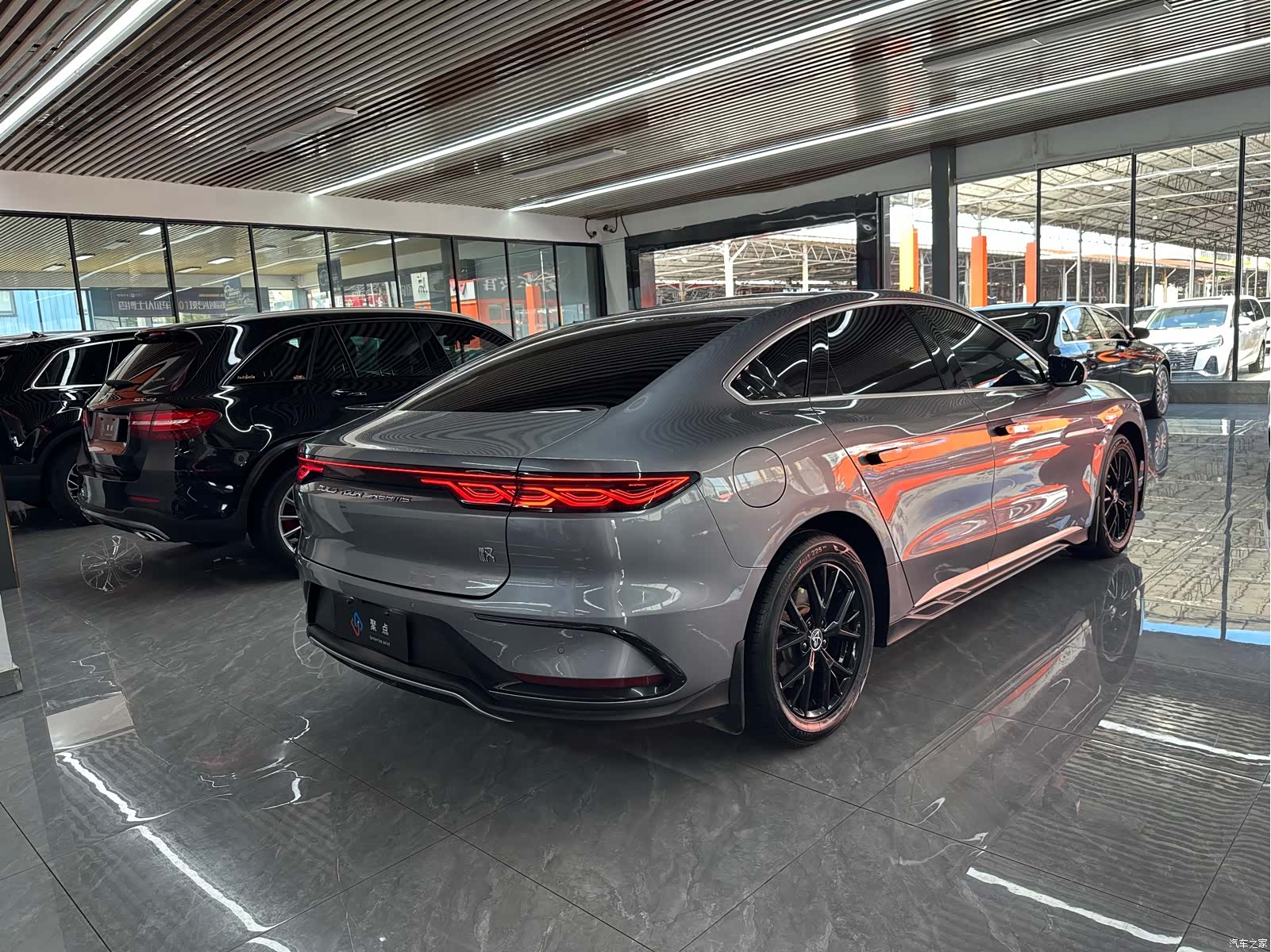 BYD Han, 2024 8