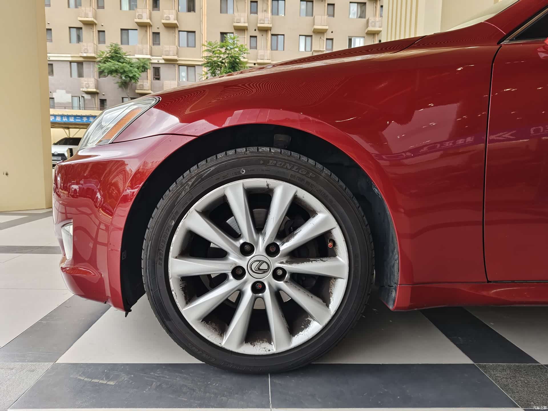 Lexus IS, 2009 3