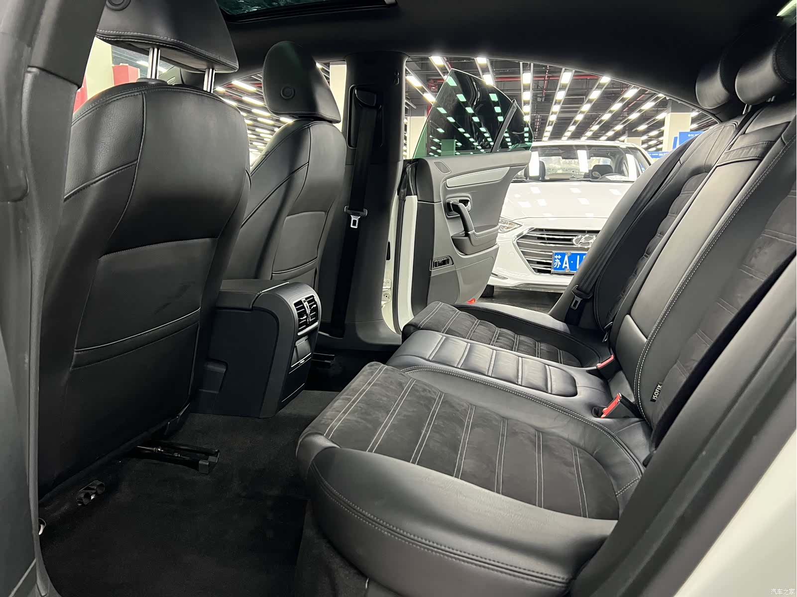 Volkswagen CC, 2016 8