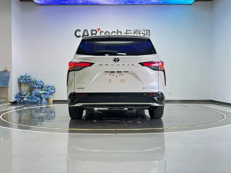 Toyota Grevia