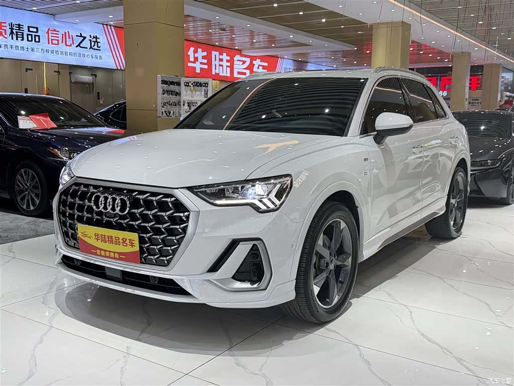 Audi Q3, 2024 1