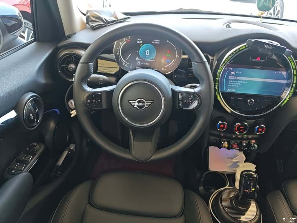 Mini Cooper, 2023 11