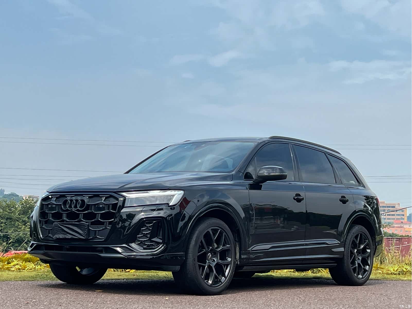 Audi Q7, 2024 1