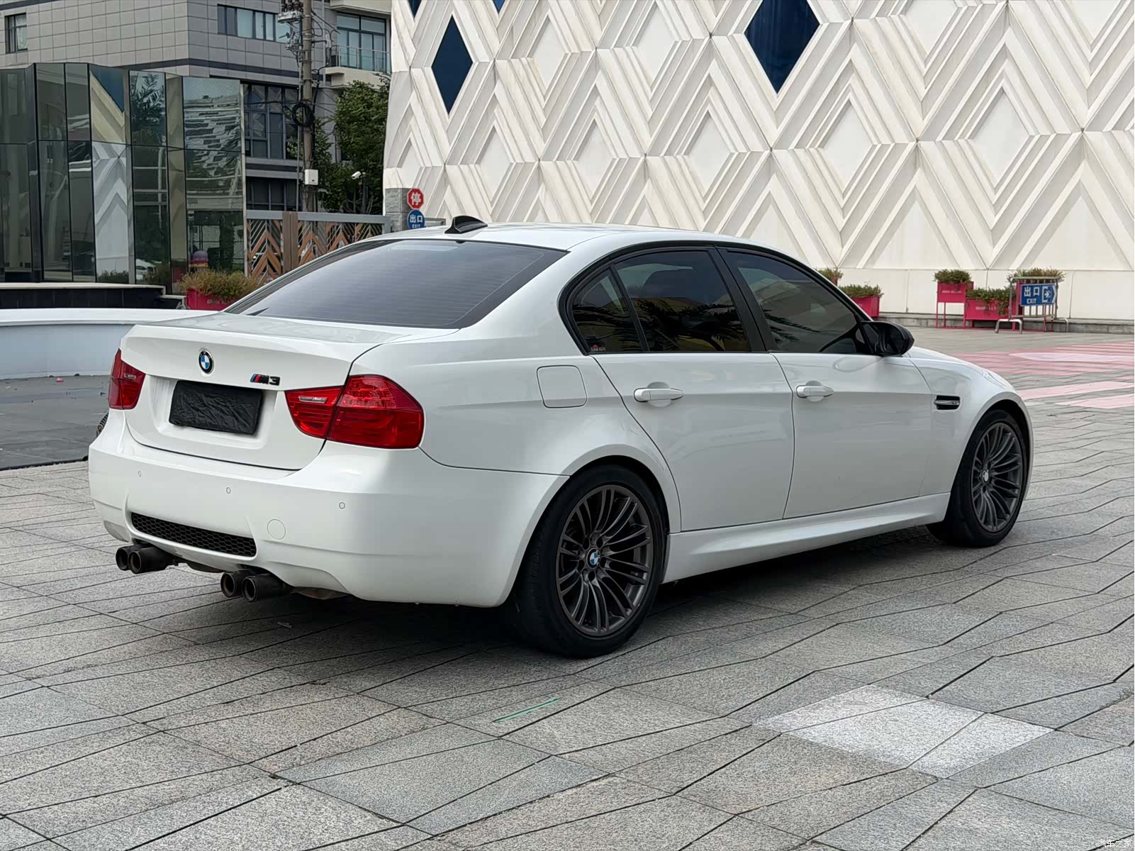 BMW M3, 2010 4