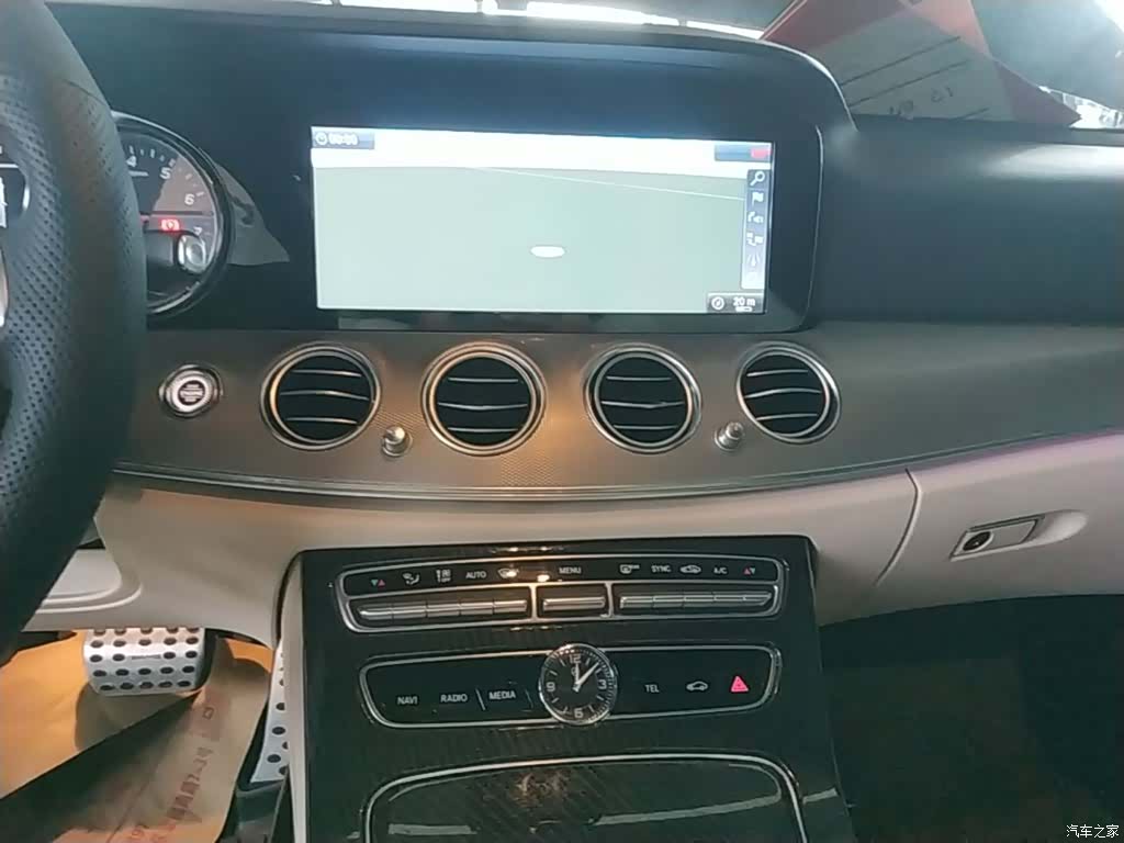 Mercedes-Benz E-Class, 2017 13